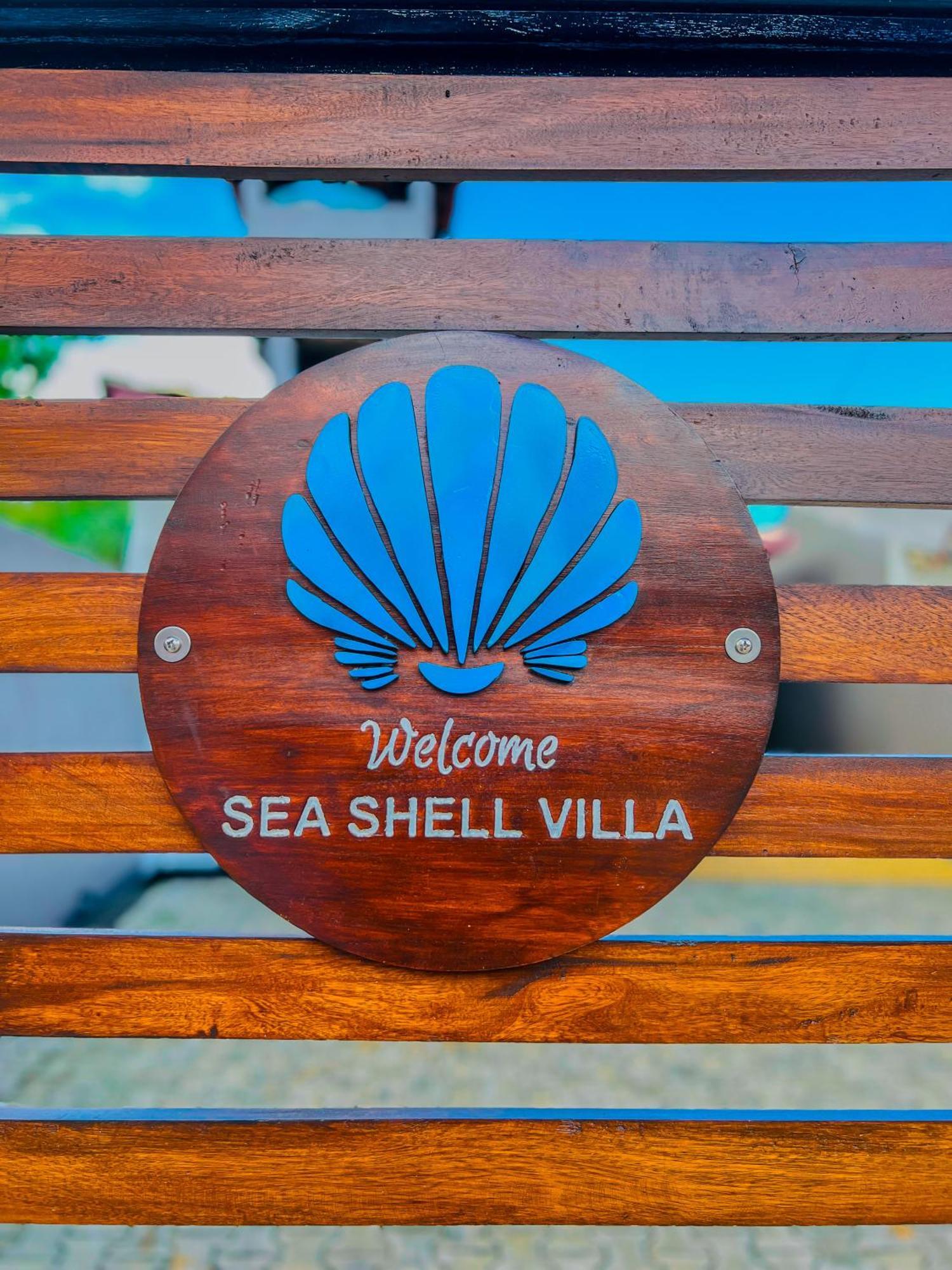 Sea Shell Villa Hikkaduwa 2 Separate Cabanas Ocean Front Villa Kültér fotó
